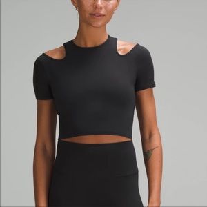 Lululemon Shoulder Cut-Out Yoga T-Shirt Black 6